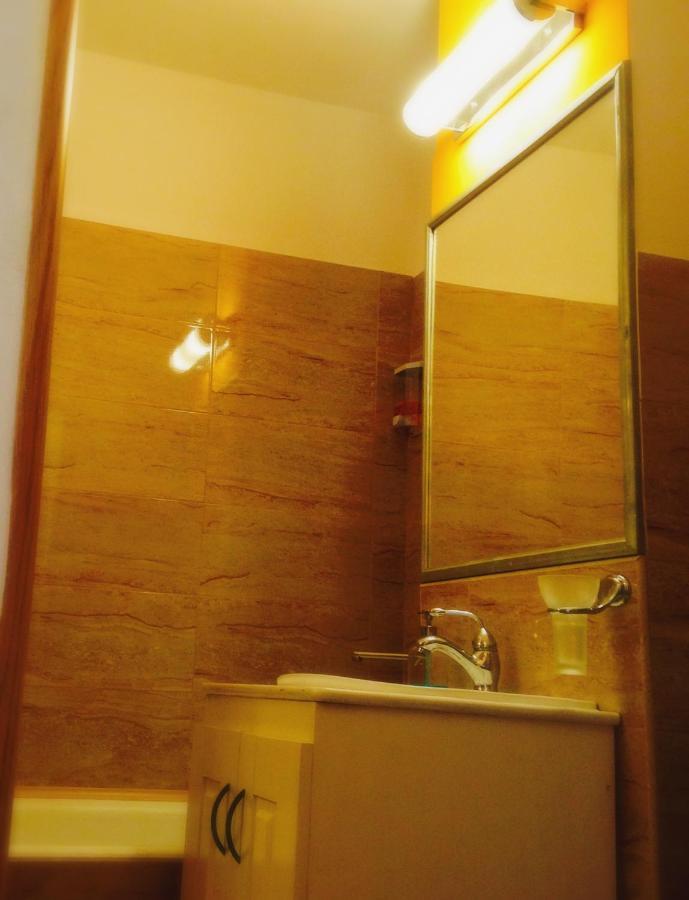 Nexus Happy Apartment Miercurea Ciuc Exterior photo